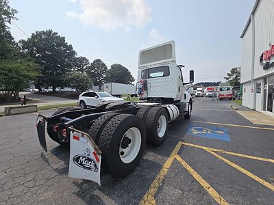 2020 International LT625