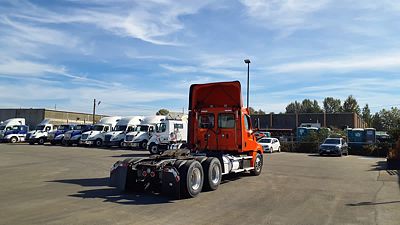 2020 Freightliner NEW CASCADIA PX12664