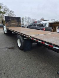 2017 Freightliner M2 106