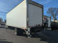 2018 Freightliner M2 106