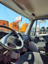 2018 Freightliner M2 106