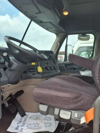 2018 Freightliner CASCADIA 125