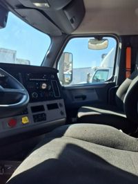 2022 Freightliner NEW CASCADIA PX12664