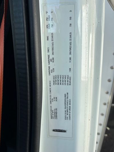 2019 Freightliner M2 106