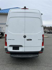 2022 Mercedes-Benz 2500