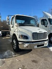 2019 Freightliner M2 106