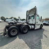 2019 Freightliner NEW CASCADIA PX12664