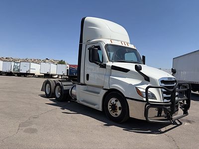 2021 Freightliner NEW CASCADIA PX12664
