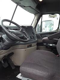 2016 Freightliner CASCADIA 125