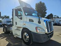 2016 Freightliner CASCADIA 113