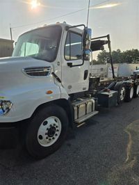 2019 Freightliner 114SD