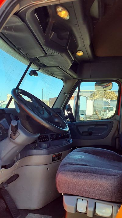 2019 Freightliner CASCADIA 125