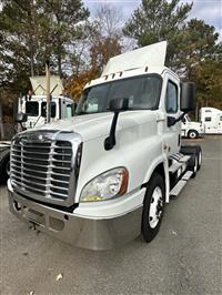 2020 Freightliner CASCADIA 125