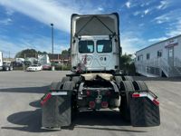 2019 Freightliner CASCADIA 125
