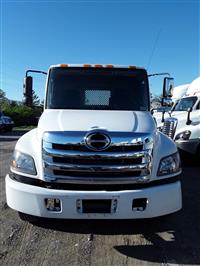 2017 Hino 338