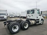 2018 Freightliner CASCADIA 125