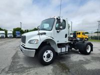 2012 Freightliner M2 106