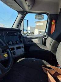 2020 Freightliner NEW CASCADIA PX12664
