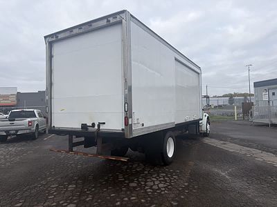 2015 Freightliner M2 106