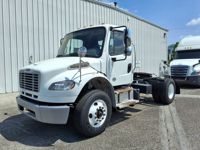 2018 Freightliner M2 106