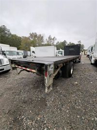 2017 Freightliner M2 106