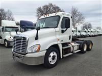 2018 Freightliner CASCADIA 125