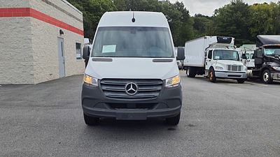 2021 Mercedes-Benz F2CA74 SPRINTER