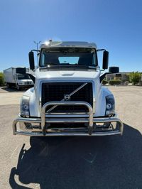 2018 Volvo VNL64T