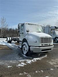 2018 Freightliner M2 106