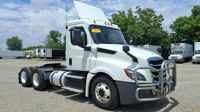 2018 Freightliner NEW CASCADIA PX12664