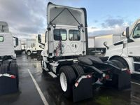 2019 Freightliner NEW CASCADIA 126