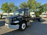 2018 Freightliner M2 106