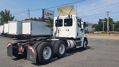 2018 Freightliner CASCADIA 125