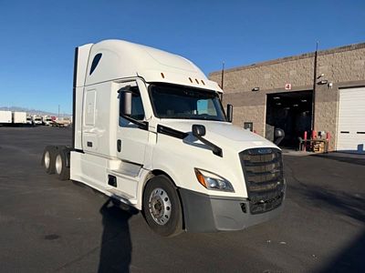 2021 Freightliner NEW CASCADIA PX12664