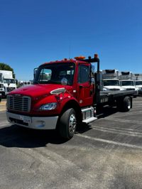 2019 Freightliner M2 106