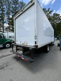 2015 Freightliner M2 106