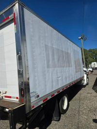 2020 Freightliner M2 106