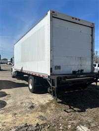 2017 Freightliner M2 106