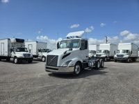 2019 Volvo VNL64T-300