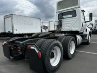 2018 International LT625