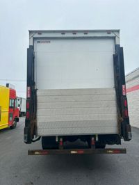 2016 Freightliner M2 106