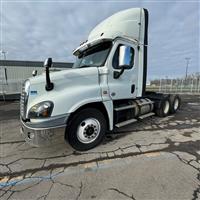 2018 Freightliner CASCADIA 125