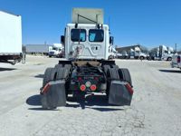 2019 Freightliner CASCADIA 125