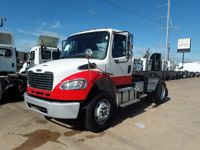2015 Freightliner M2 106