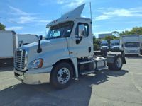 2020 Freightliner CASCADIA 125