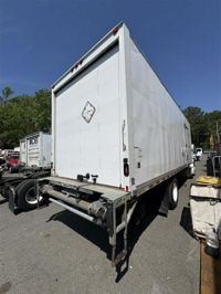 2019 Freightliner M2 106