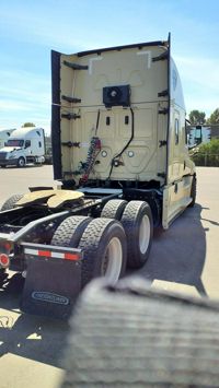 2019 Freightliner NEW CASCADIA PX12664