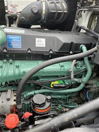 2016 Volvo VNL42T