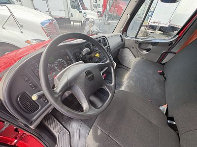 2017 Freightliner M2 106