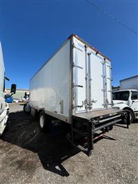 2018 Freightliner M2 106